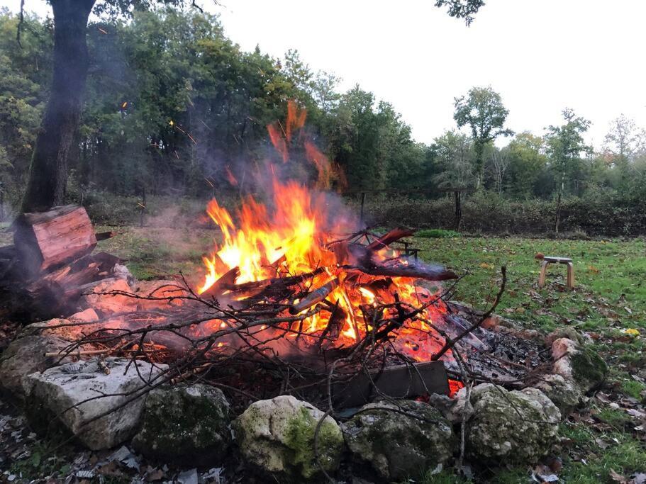 Maison Au Milieu Des Bois Et Des Animaux Jouy-le-Potier Exteriör bild